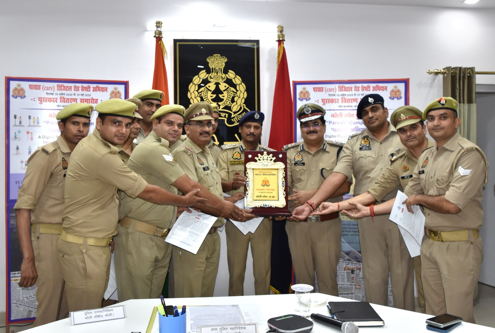 सोशल मीडिया बना सड़क सुरक्षा का हथियार: बरेली जोन पुलिस के 'परवाह' अभियान ने 1 करोड़ लोगों को किया जागरूक