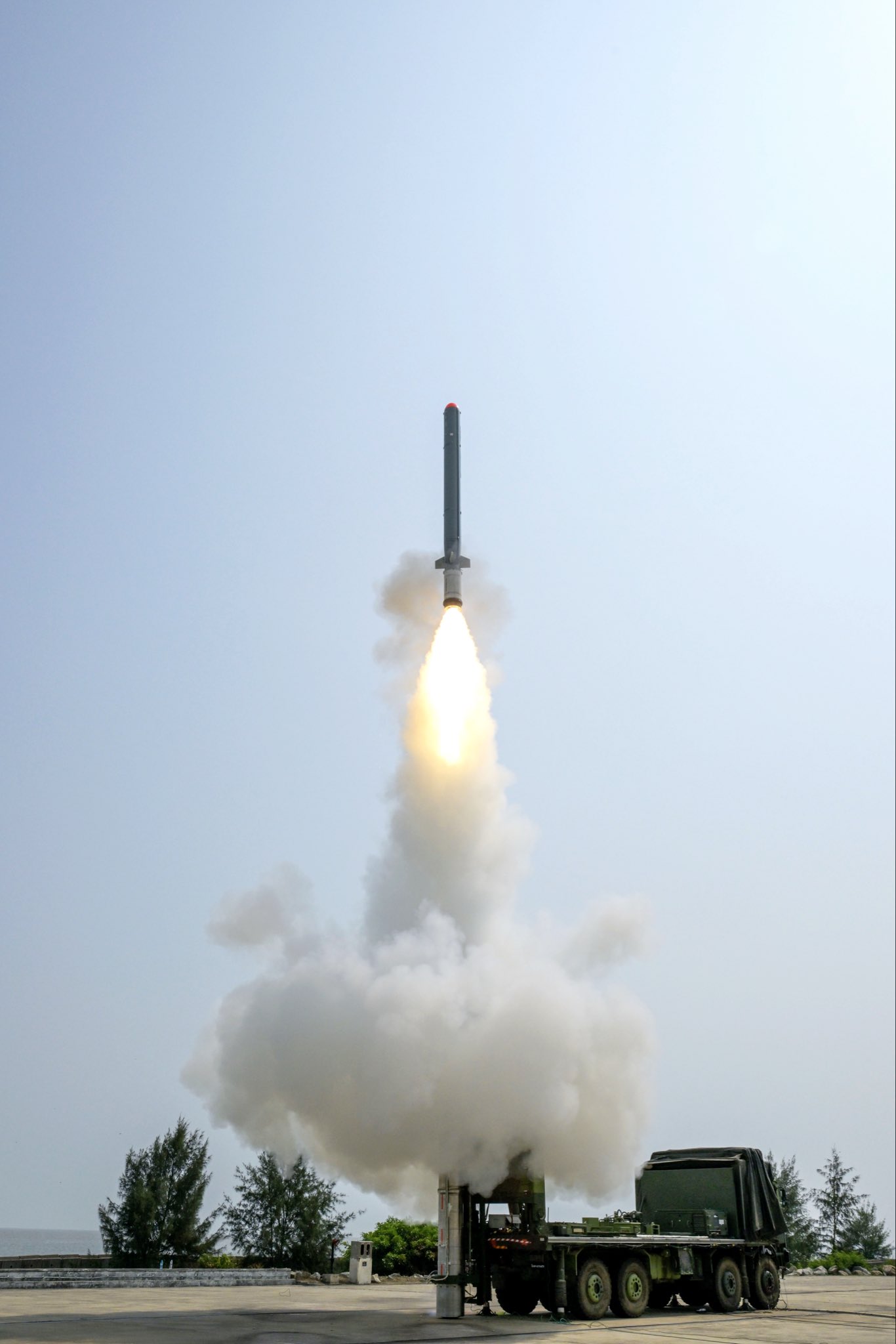 भारत की बड़ी सैन्य कामयाबी: DRDO ने लॉन्ग रेंज लैंड अटैक क्रूज़ मिसाइल (LRLACM) का किया सफल परीक्षण