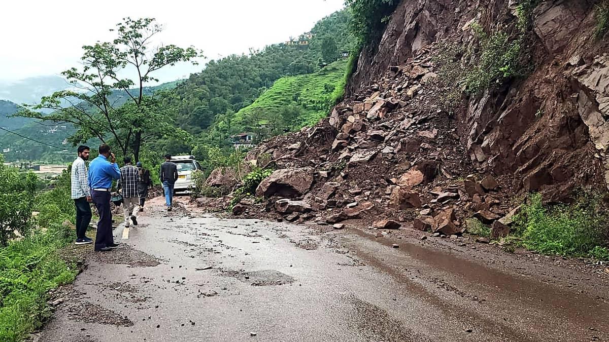 पूर्वोत्तर में बारिश का कहर, बाढ़-भूस्खलन से जनजीवन अस्त-व्यस्त; सिंधिया ने मुख्यमंत्रियों से की बात
