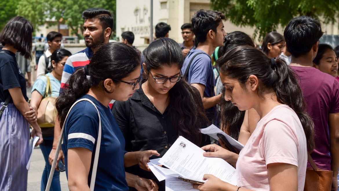 NEET री-एग्जाम का परिणाम जारी, पंजाब के आर्यन गुप्ता बने देश के टॉपर